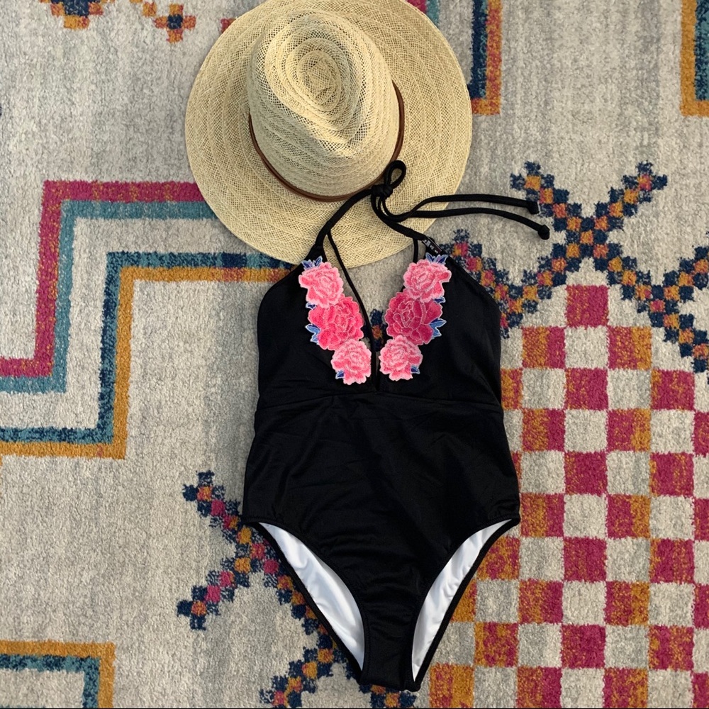 S-VICTORIA’S SECRET PINK ONE PIECE SWIMSUIT